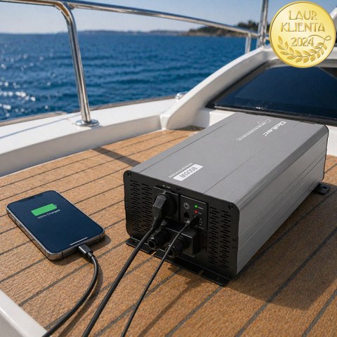 Qoltec Przetwornica napięcia Pure Sine Wave z UPS | 12V na 230V | 4000/8000W | USB | Kompatybilna z LiFePO4 GEL AGM